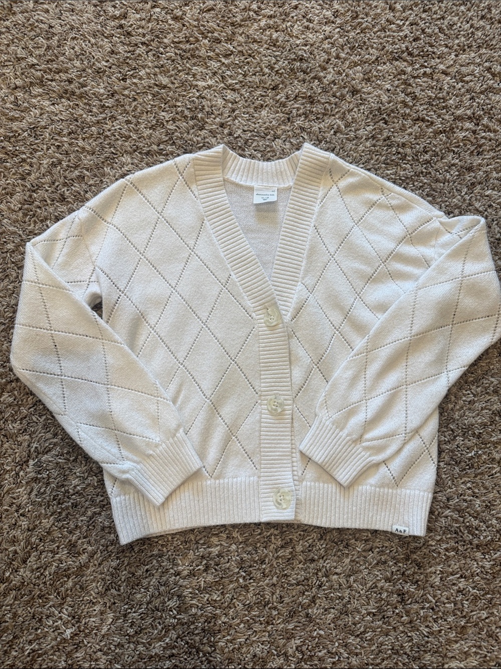 Abercrombie & Fitch White Argyle-Texture V-Neck Button Cardigan